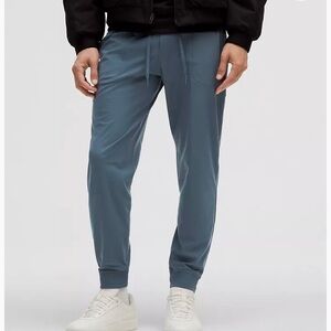 Lululemon Men’s ABC Joggers size medium